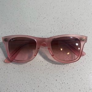 Ray-ban Wayfarer Sunglasses
